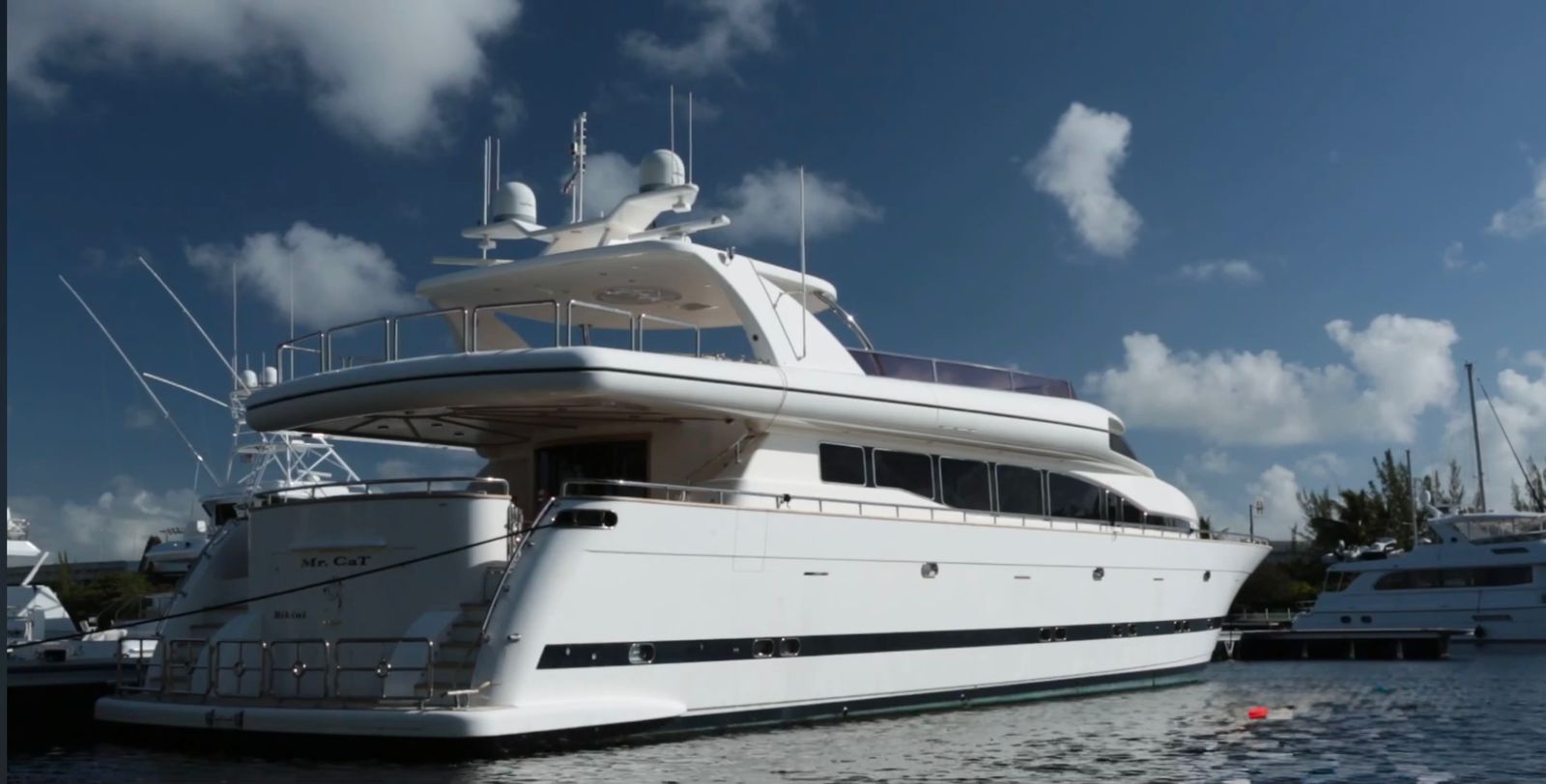 Aft Quarter Profile